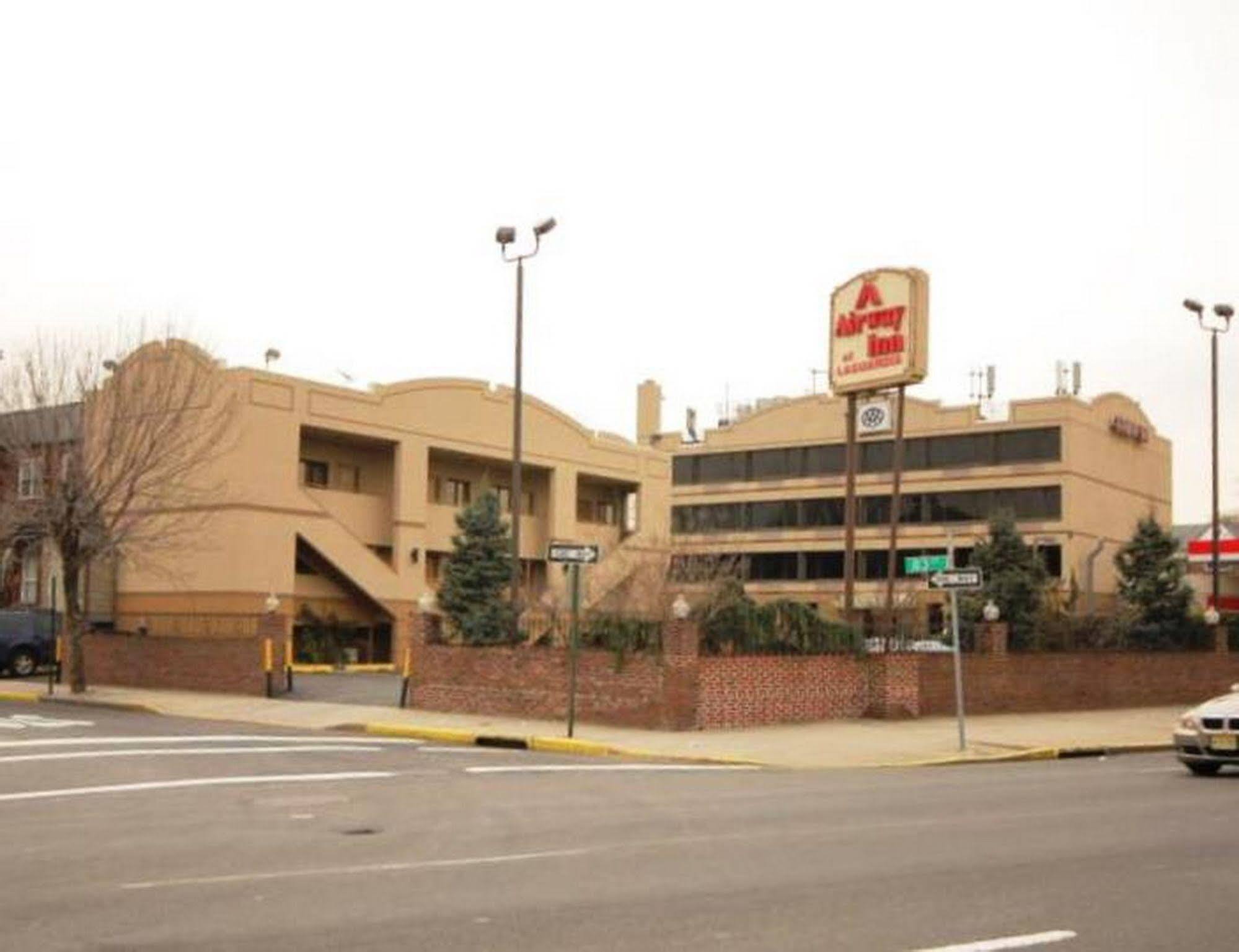 ניו יורק Airway Inn מראה חיצוני תמונה